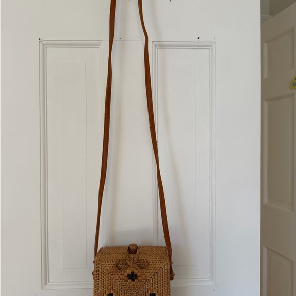Urban Outfitters Woven Crossbody Bag - Brown with Black Accents - Picture 6 of 6